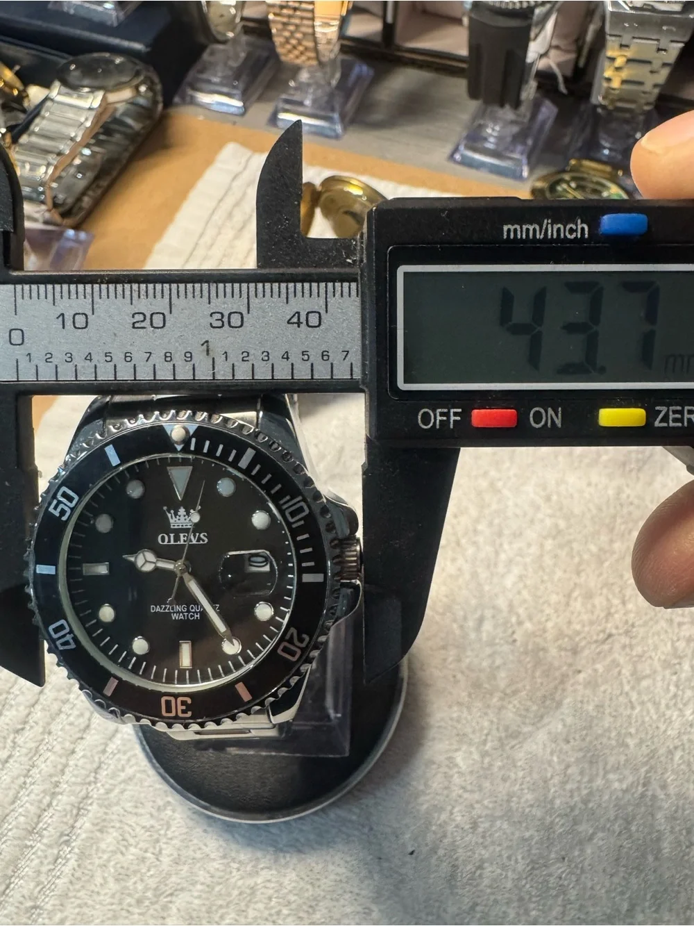 OLEVS Men's Black Stainless Steel Dive Watch